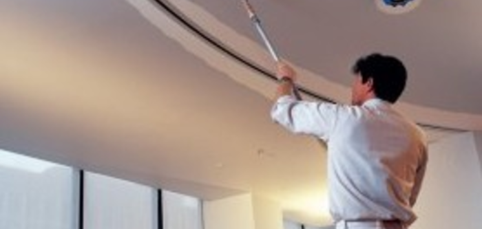 Покраска потолка